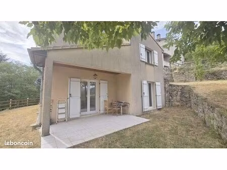 villa 6 pièces 83 m²