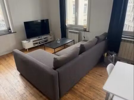 loue vide lille hyper centre spacieux et bel f2 de 40m2 mo république beaux-arts