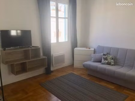 studio 1 pièce 22 m²