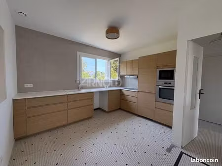 maison 5 pièces 99 m²