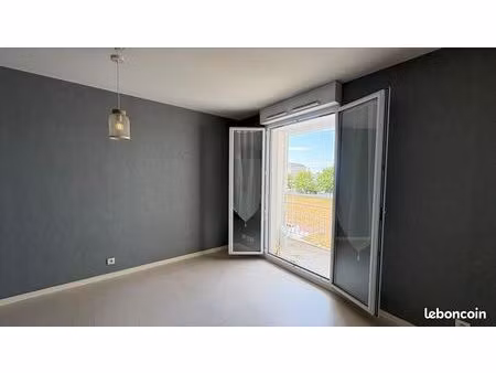 studio 1 pièce 23 m²