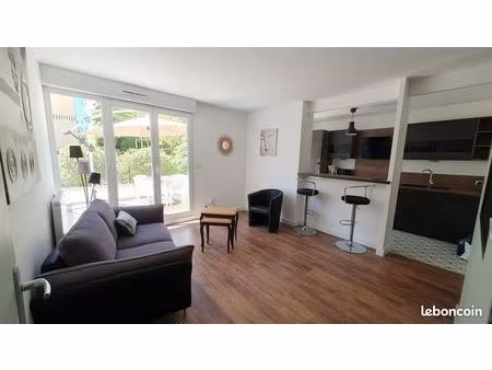 location 2 pièces 42m² quartier les hauts d'anjou 49100 angers