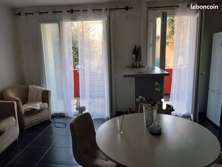 a saisir joli appartement 2/3 pieces -grasse-162 000 eur