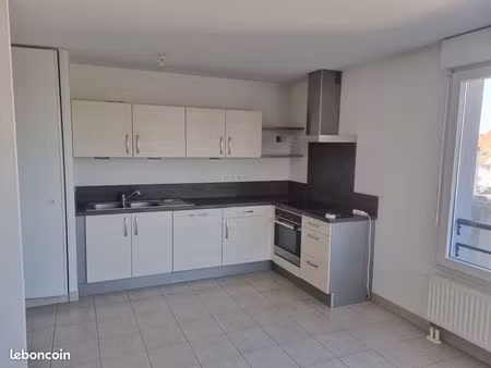 4 pièces en attique 87 m2 + terrasse 15 m2