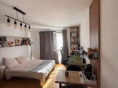 studio meublé 22 m² avec parking – résidence services avec sport & coworking – proche univ
