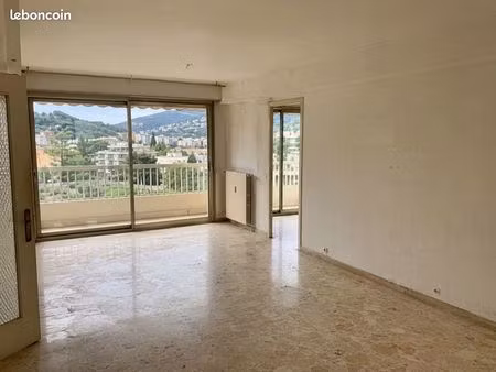 je recherche un appartement à rénover à mandelieu-la napoule