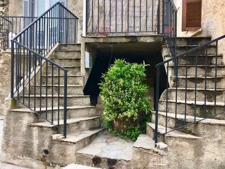 loue appartement année scolaire 10min de corte