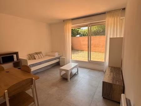 studio meublé et entièrement rénové de 22 m² avec terrasse – ramonville-saint-agne