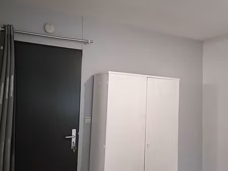 loue studio meublé