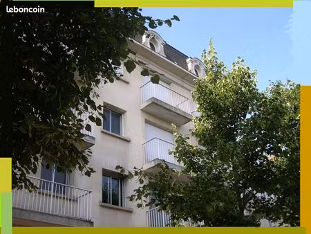 studio meublé etudiant avec parking versailles centre