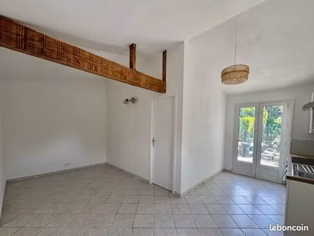 maisonette avec jardin