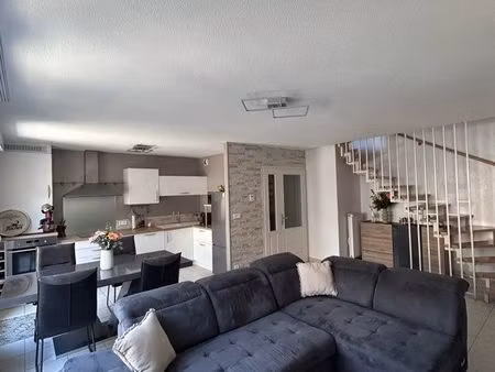 loue appartement duplex 3 pièces