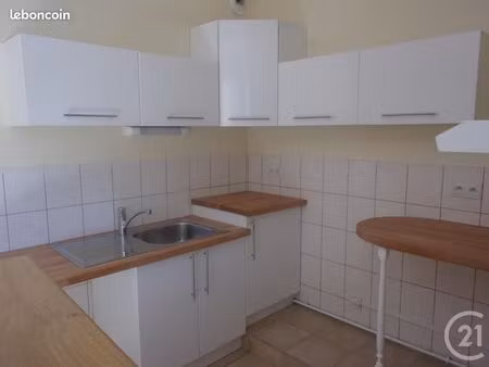 appartement 3 pièces 55 m²