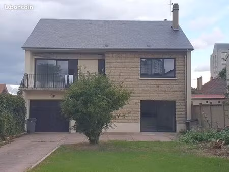 maison 6 pièces 138 m²