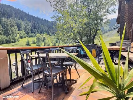 maison 7 pièces 438 m²
