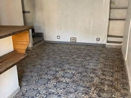 appartement / maison de ville t3 - centre châteaurenard