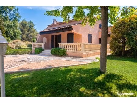 maison 5 pièces 150 m²