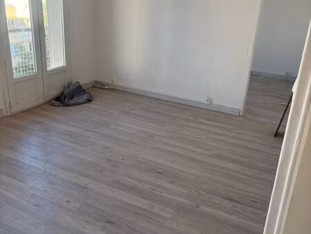 appartement t4 traversant à vendre
