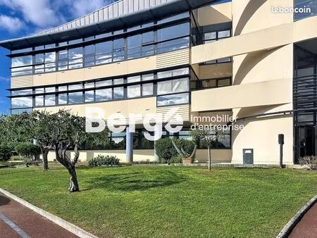 bureau 288 m²