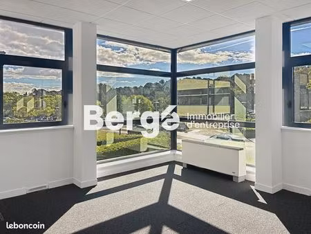 bureaux 362 m²