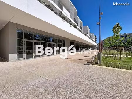 local commercial 95 m²