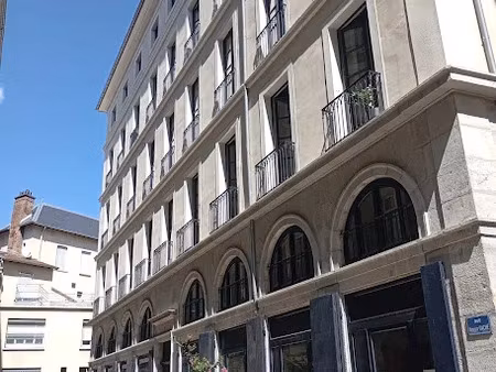 location appartement 4 pièces 101.51 m² à grenoble (38000)  1 235 €
