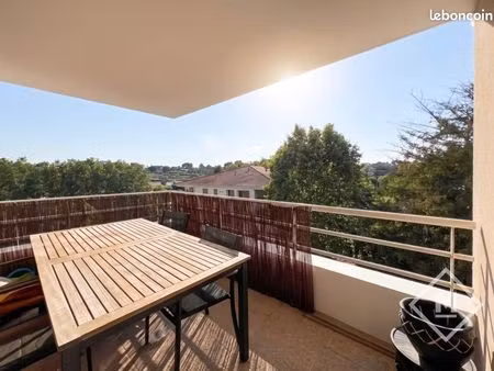 appartement 3 pièces 55 m²