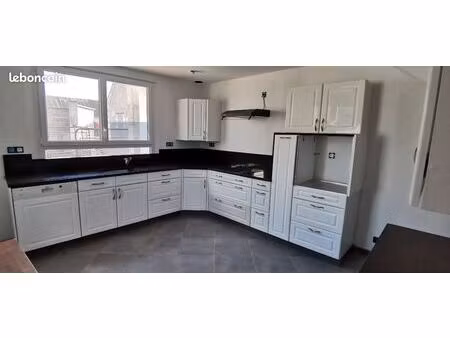 grande maison 3 chambres  à la campagne
