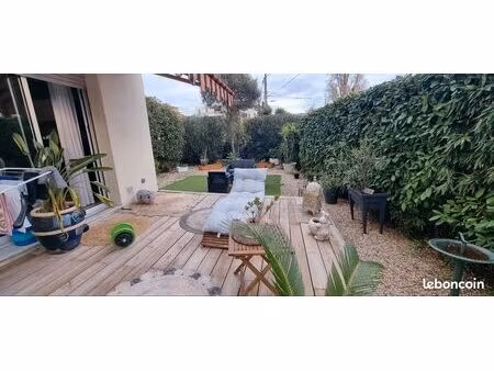 à louer - appartement meublé t 2 avec grand jardin et terrasse
