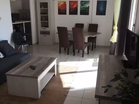 t2 meublé 44 m² avec balcon  garage et cave – résidence récente – antibes