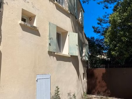 vend deux appartements dans même bâtiment centre le puy sainte reparade