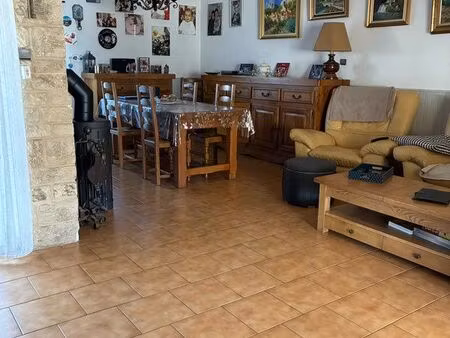 maison t5 de 98 m² – parcelle de 450 m² – résidence le bosquet – vitrolles
