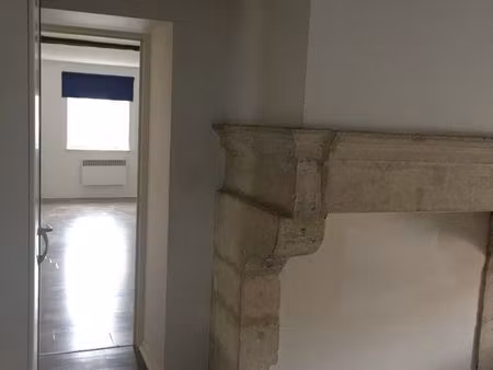 f2 de caractère cœur de ville