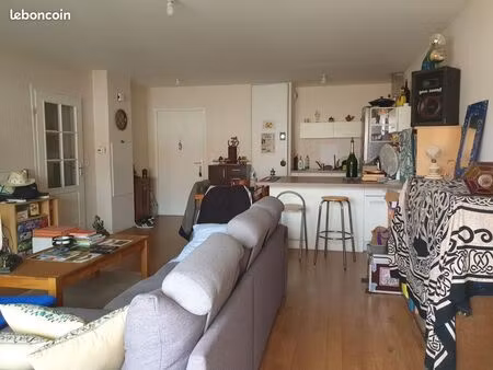 appartement 2 pièces 56 m²