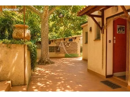 maison 2 pièces 65 m²