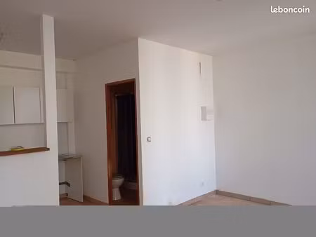studio centre ville montoire sur le loir