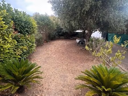 maison familiale 96 m² + sous-sol aménagé d'environ 63 m² – deux jardins piscinables – gar