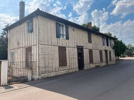 maison à rénover et terrain de 5400 m2