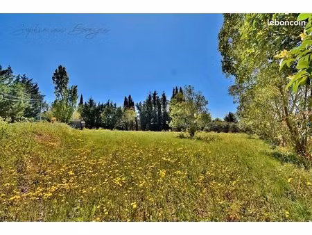 terrain 1 423 m² eguilles