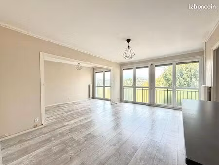 appartement 5 pièces 98 m²