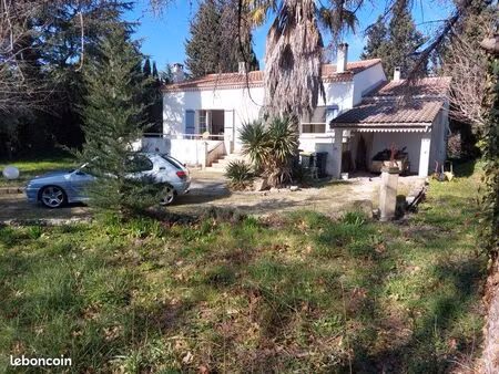 vends maison individuelle de plein pied