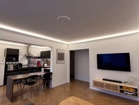 t3 rénové - 72m2 - parking - balcon - saint-remi reims