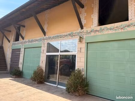 vente maison cour et dépendance