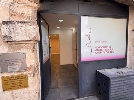 local commercial profession libérale