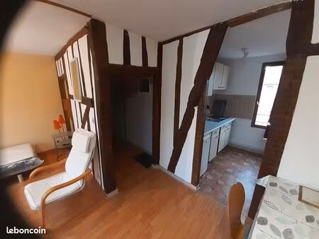 studio meublé
