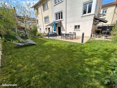 maison familiale en centre-ville d’épernay – jardin – garage