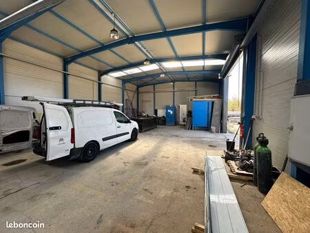 local d'activite 400 m² berre-l'étang