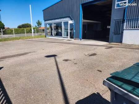 vente bâtiments en zone artisanale