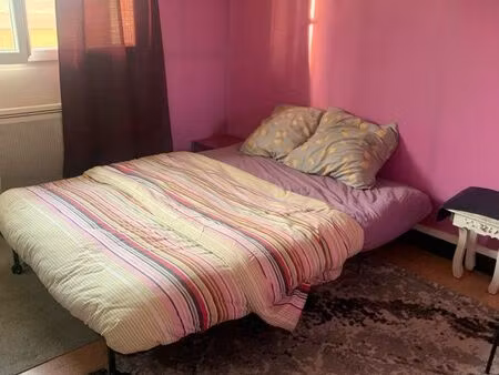 chambre dans 4 em