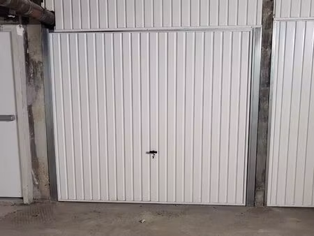 ?️ box fermé sécurisé – timone – à 5 min des facultés